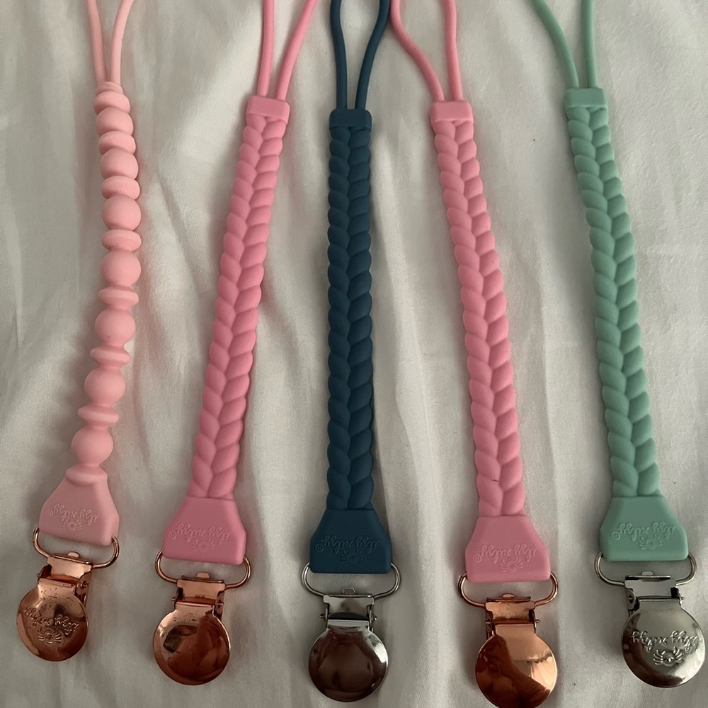 Itzy ritzy pacifer lanyards